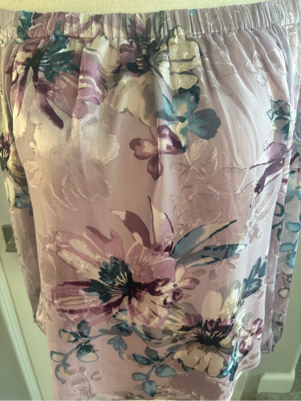 WHBM | Floral Off the Shoulder Blouse | Sz M | VGC - Picture 5 of 5